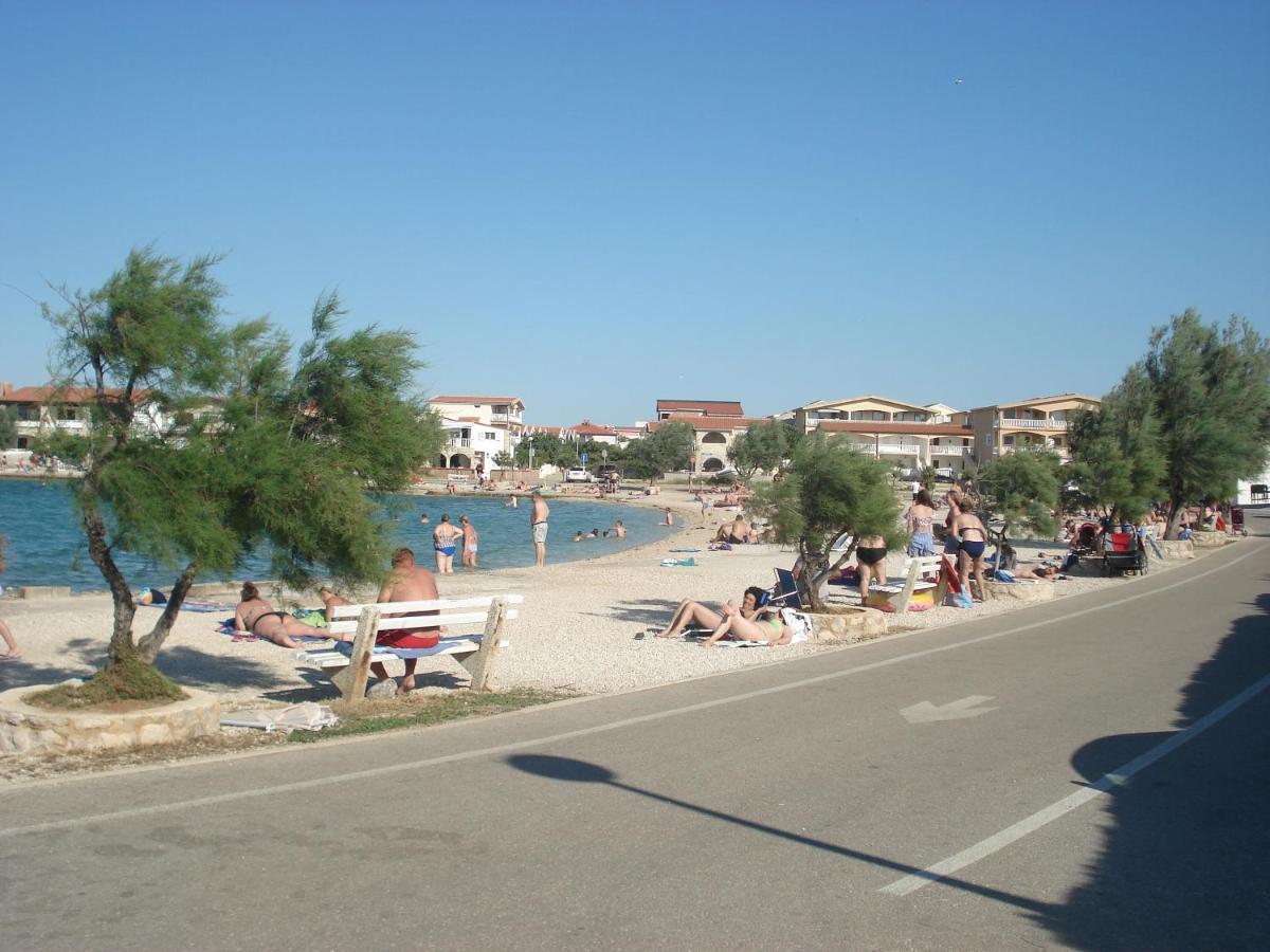 Apartments Zara Вир Екстериор снимка