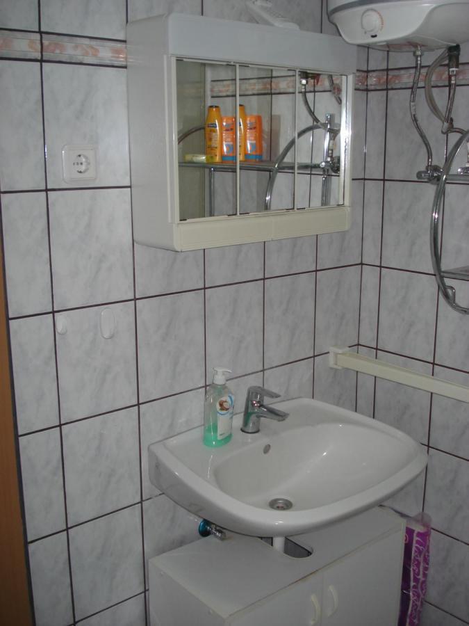 Apartments Zara Вир Екстериор снимка