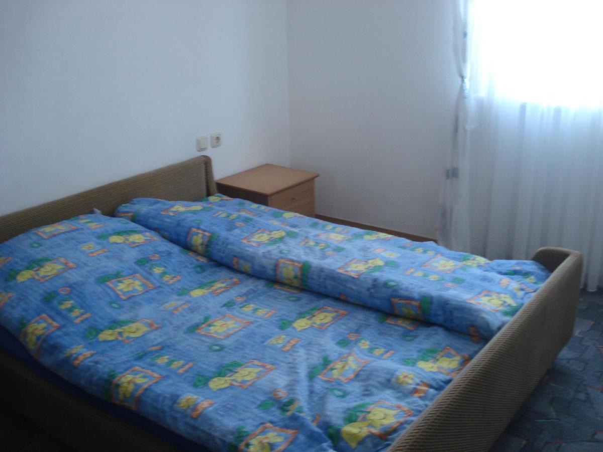 Apartments Zara Вир Екстериор снимка